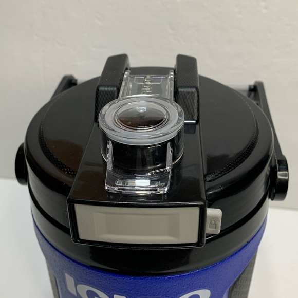 Igloo Latitude Ultra Pro Water Jug 2 Qt Blue New - Picture 13 of 14